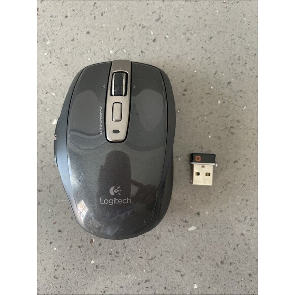 Logitech Anywhere MX Wireless Mouse - Black - Darkfield - with Dongle w case - Picture 1 of 6
